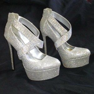 SILVER GLITTER PLATFORM PUMPS